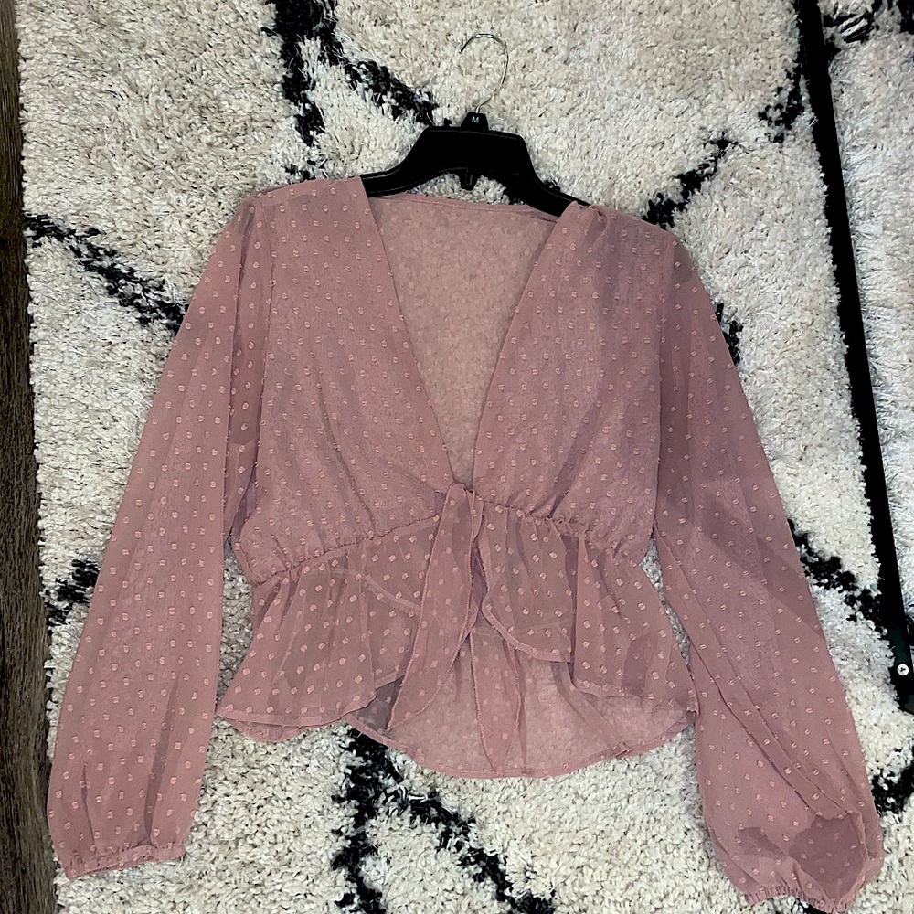 SUPER CUTE LIGHT PINK TOP